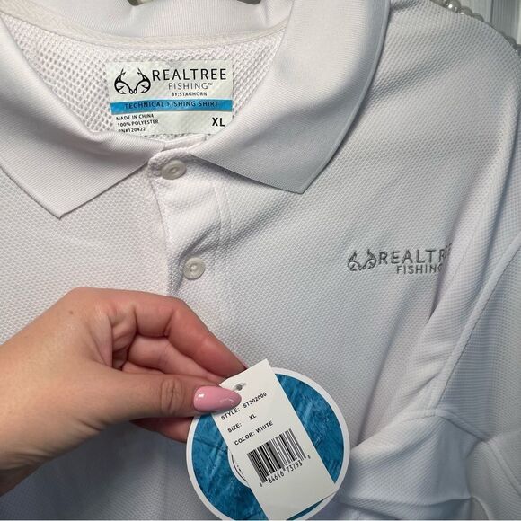 NEW Realtree Fishing White Collard Polo - Picture 2 of 6